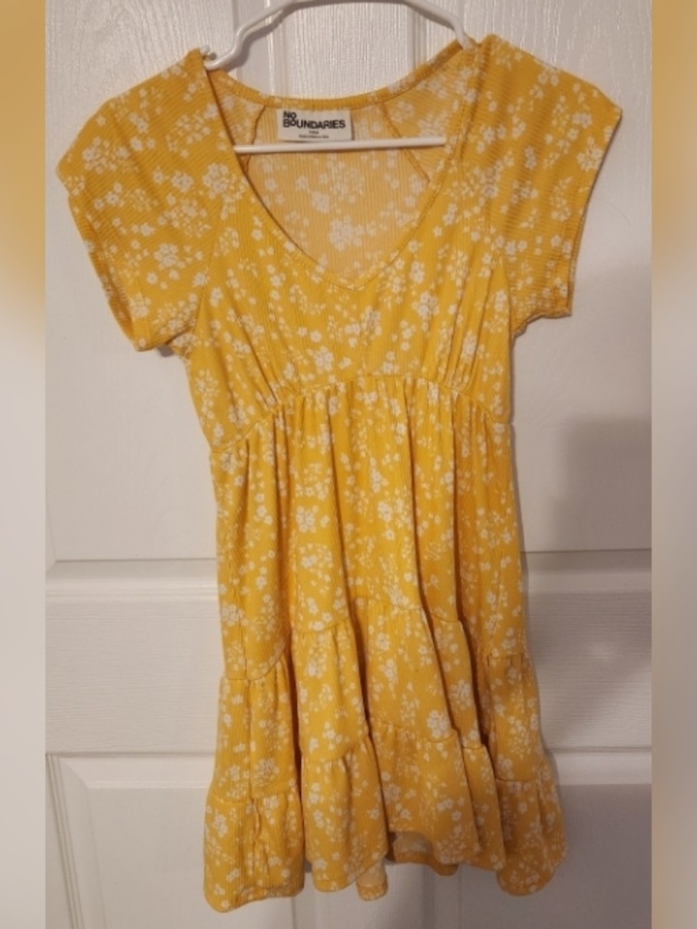 No Boundaries Yellow Floral Tiered V‑Neck Dress